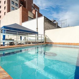 Ayenda Hotel Plaza Versalles